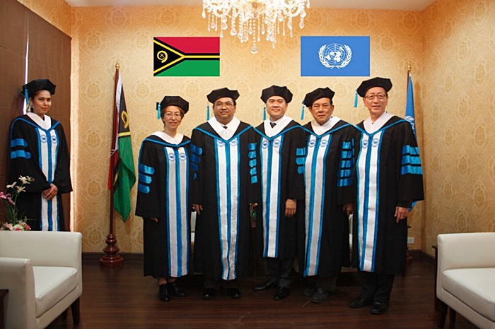 ปลอมวุฒิ