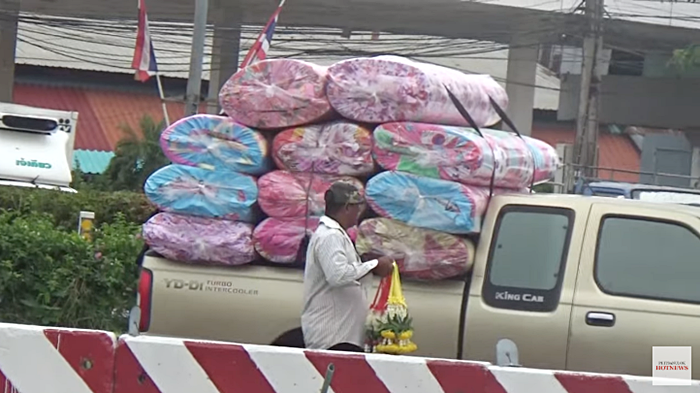 ขายพวงมาลัยหลังเกษียณ