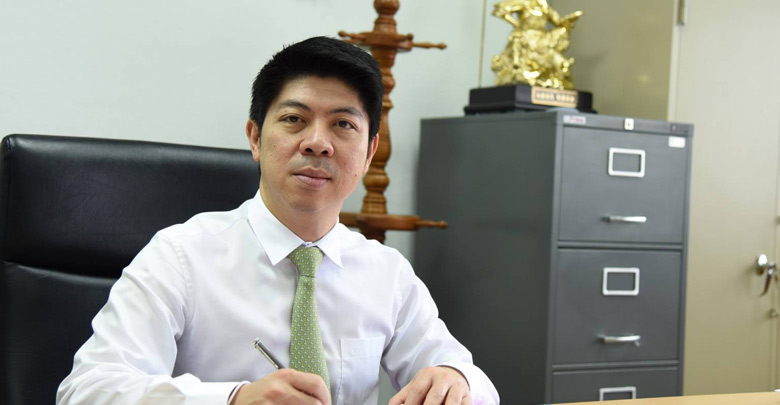 ยิงกันในศาล