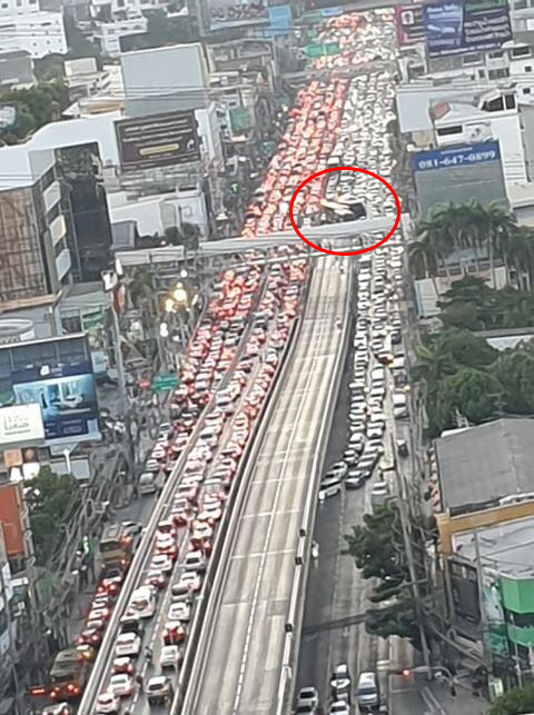 คนขับรถทัวร์ 
