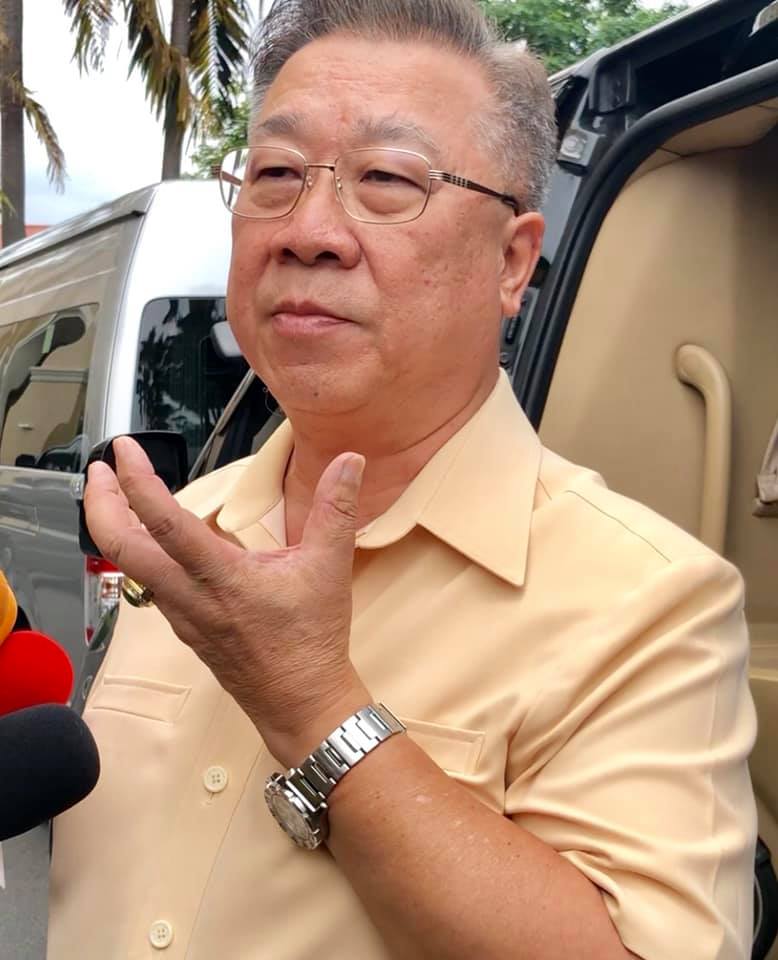  ดร.คมสัน พันธุ์วิชาติกุล