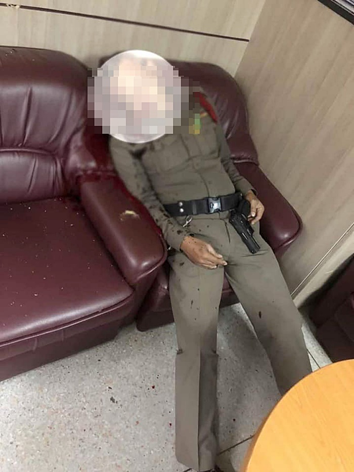 ตำรวจยิงตัวตาย