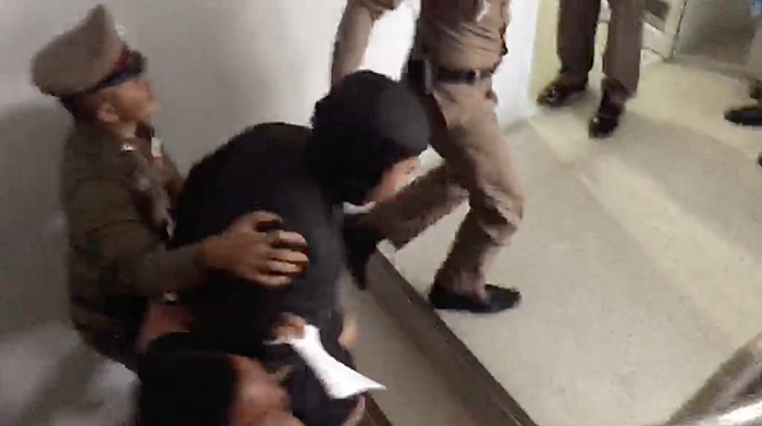 มือฆ่า 2 ครูสามีภรรยา