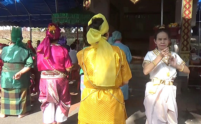 พิธีฟ้อนผีมดผีเม็ง