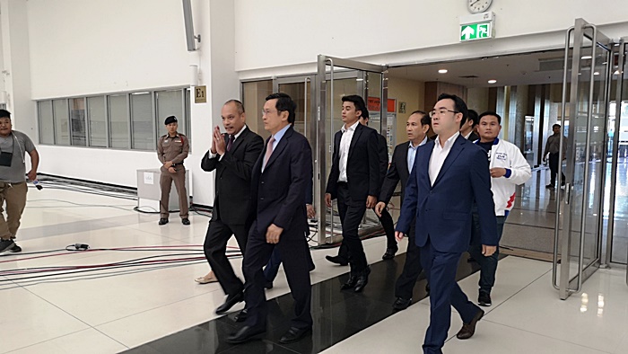 จาตุรนต์ ฉายแสง และ และณัฐวุฒิ ใสยเกื้อ?