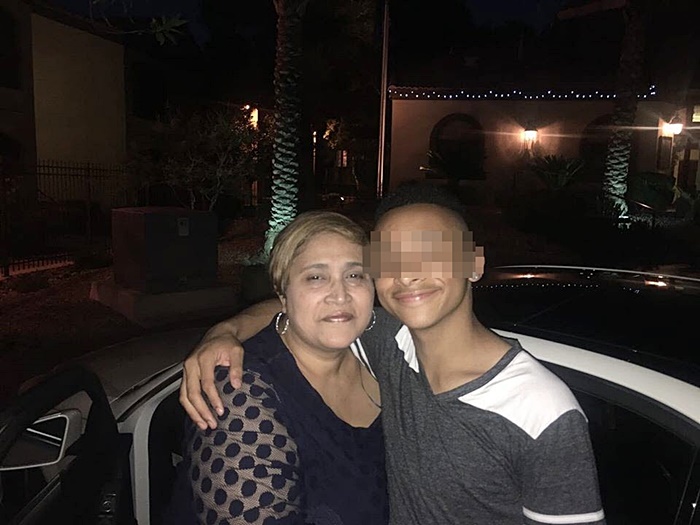 พ่อยิงลูก