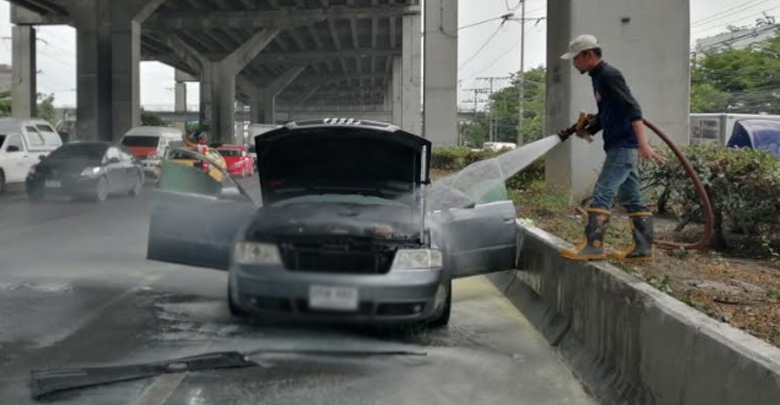 ไฟไหม้รถ