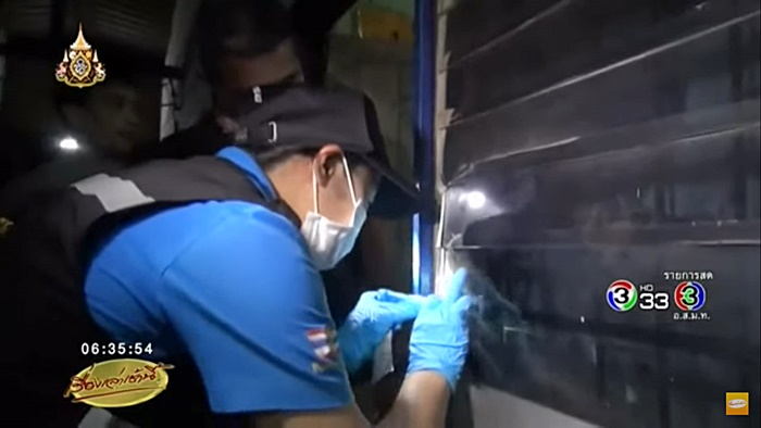 ฆ่าเปลือยสาวโรงงาน