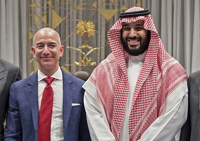 เจฟฟ์ เบโซส์ ผู้ก่อตั้ง Amazon.com 
