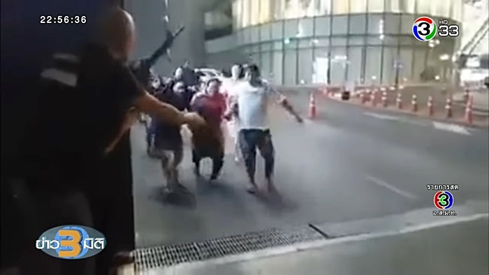  จ.ส.อ. จักรพันธ์ กราดยิง 