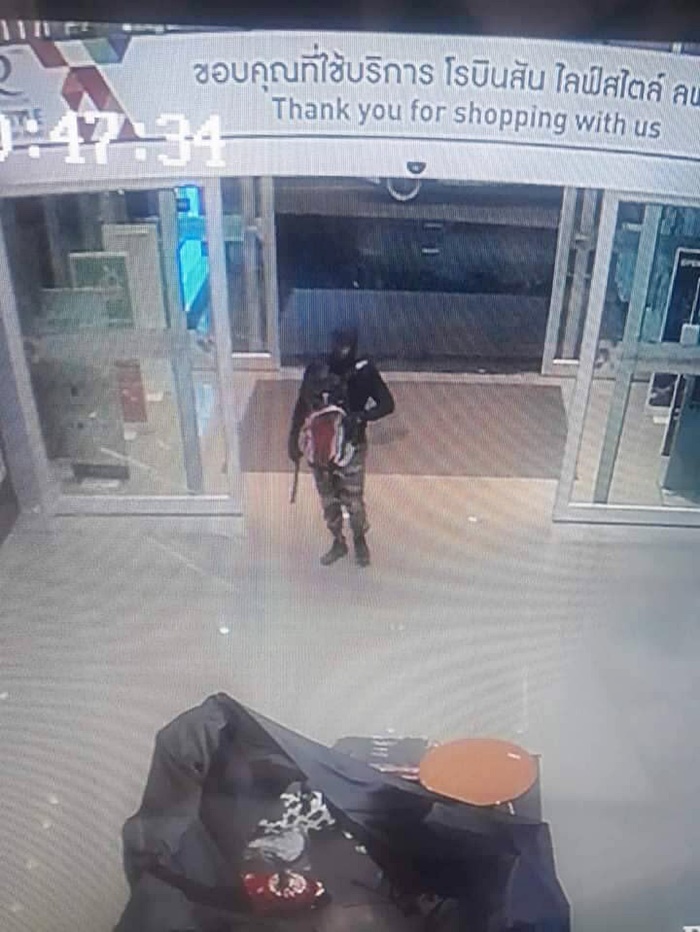 ปล้นร้านทองลพบุรี