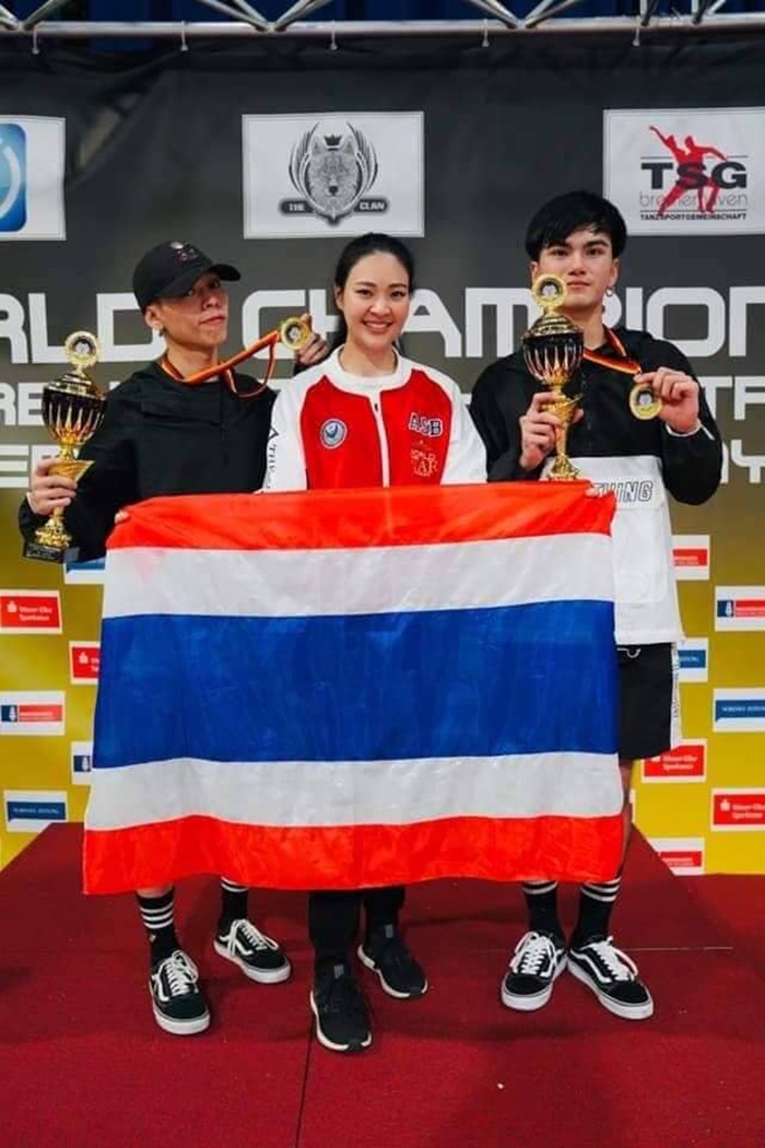 น้องแบงค์ นักเต้นรองแชมป์โลก ถูกรุมทำร้ายจนกะโหลกร้าว 