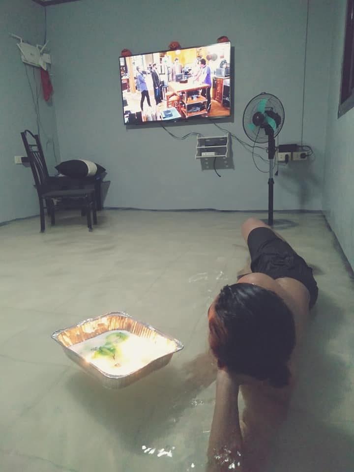 หนุ่มหาความสำราญ ในสถานการณ์ย่ำแย่