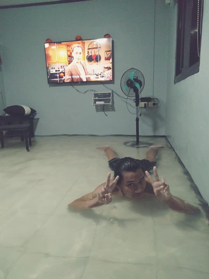 หนุ่มหาความสำราญ ในสถานการณ์ย่ำแย่