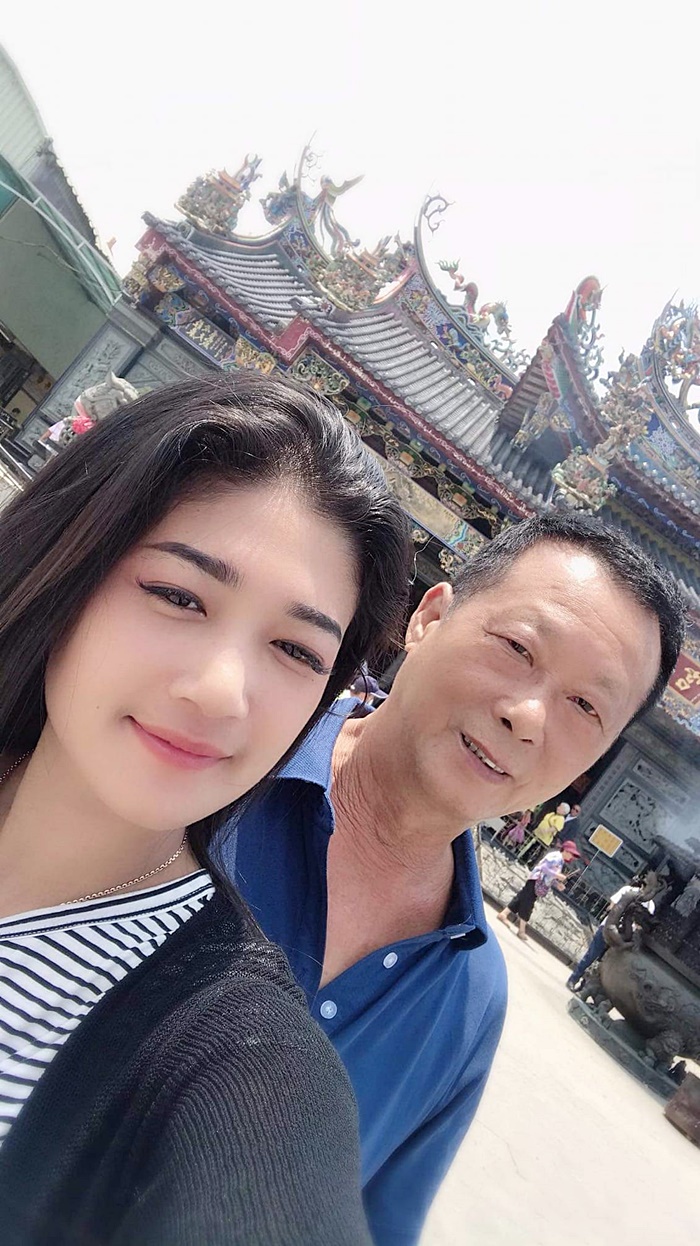 รักต่างวัย