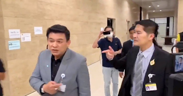 เต้ มงคลกิตติ์ ปะทะ สิระ เจนจาคะ 