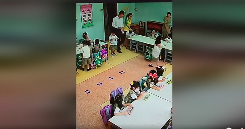 ทำร้ายเด็ก