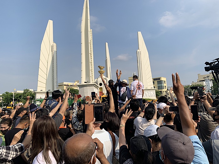 ผู้พันเจี๊ยบ พ.อ. หญิง นุสรา วรภัทราทร