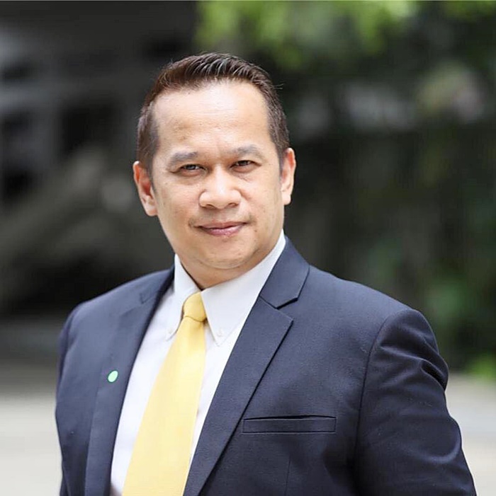 เพื่อไทย ซัด รมช.คมนาคม มั่วข้อมูล 