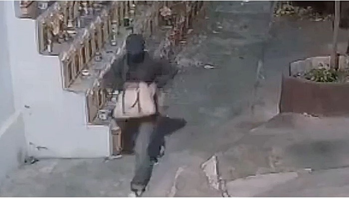  ขโมยโกศใส่กระดูก