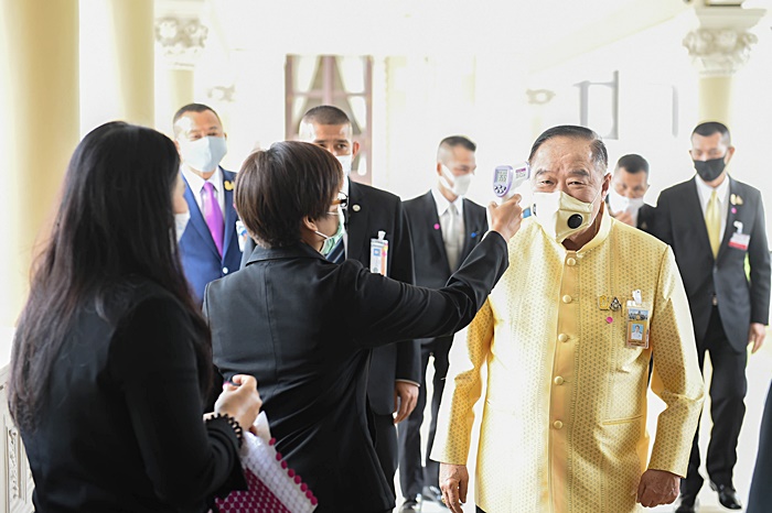 สิระ ซัด สนธิรัตน์  