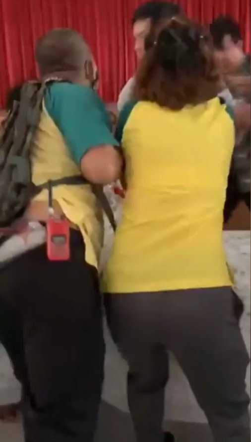 ทำร้ายเด็ก