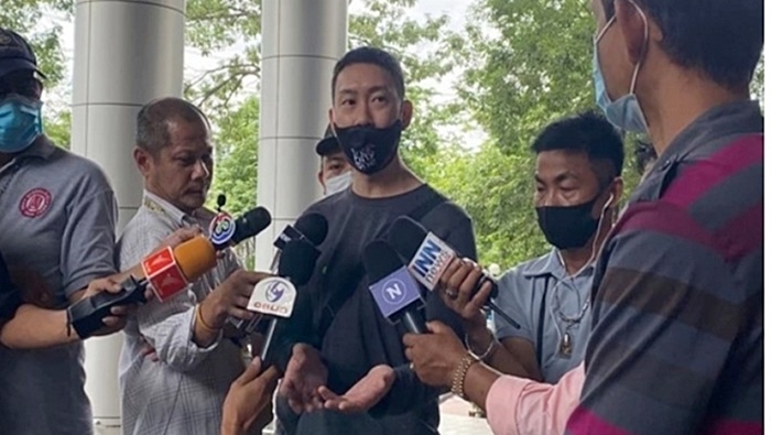 เบนซ์ เรซซิ่ง  