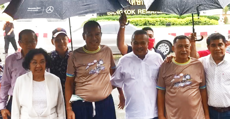 ปล่อยตัว วิภูแถลง - พายัพ แกนนำ นปช.  