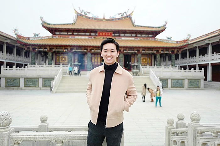 ไฮโซจิมมี่ เตชะอุบล