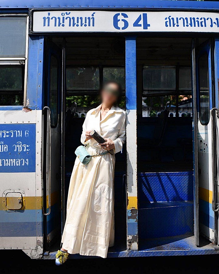 ไฮโซสาว ฝันอยากเป็นกระเป๋ารถเมล์  