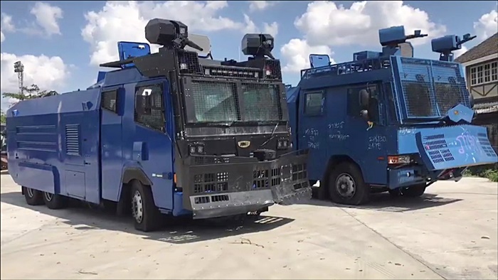 รถฉีดน้ำแรงดันสูง 