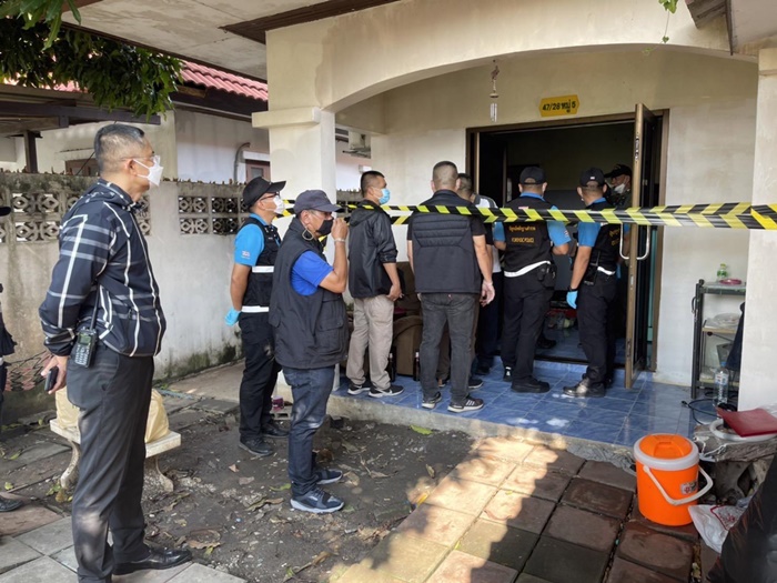  มือปาระเบิด