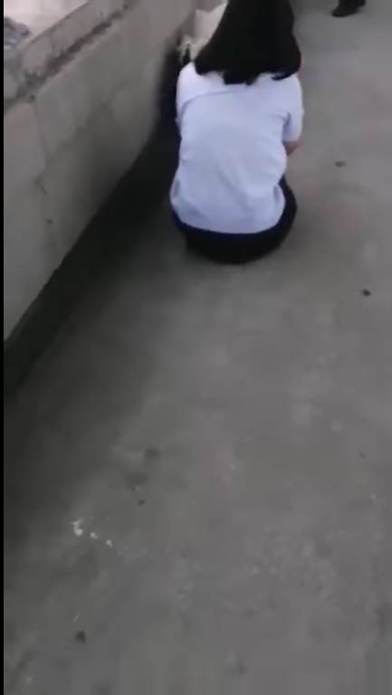 ปาระเบิดหน้าโรงเรียน