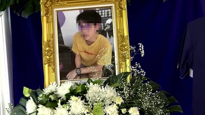 อดีตครูน้องปลื้ม  