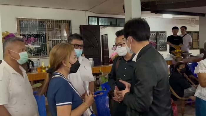 อดีตครูน้องปลื้ม  