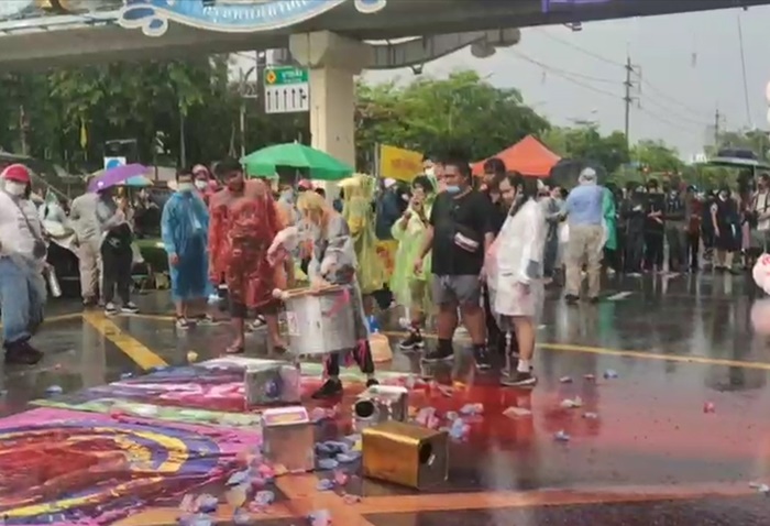  ก่อนเปิดประเทศ เปิดทางให้ ปชช. ก่อน