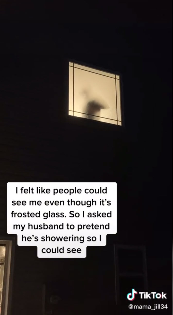 อาบน้ำทีไร ไม่โชว์ก็เหมือนโชว์