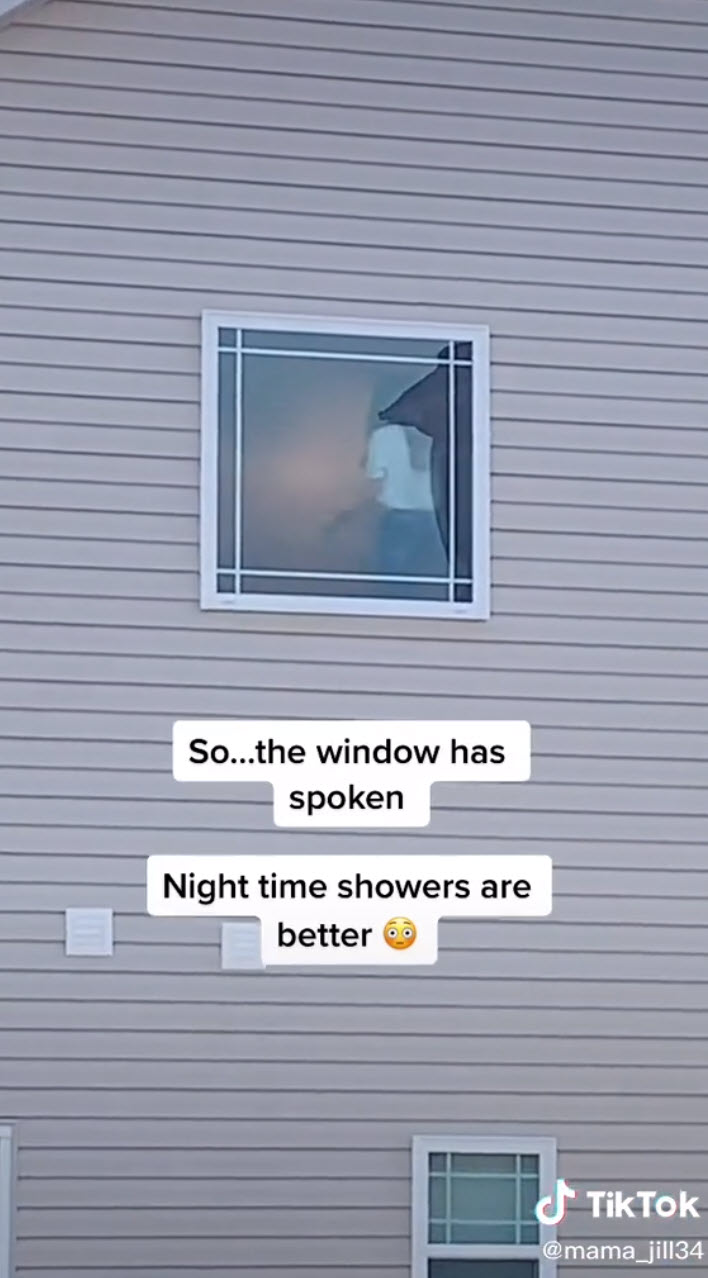 อาบน้ำทีไร ไม่โชว์ก็เหมือนโชว์