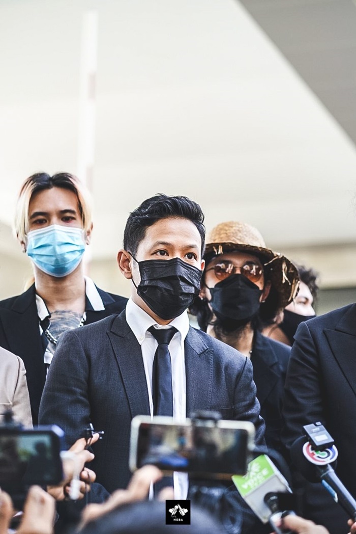 ปลดล็อกเปิดบริการ