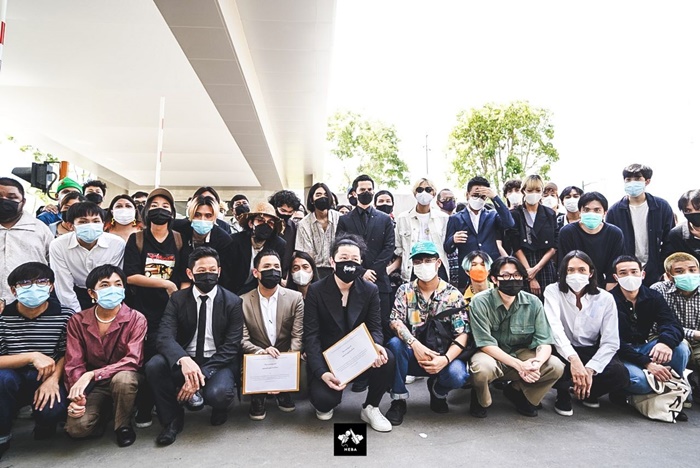 ปลดล็อกเปิดบริการ