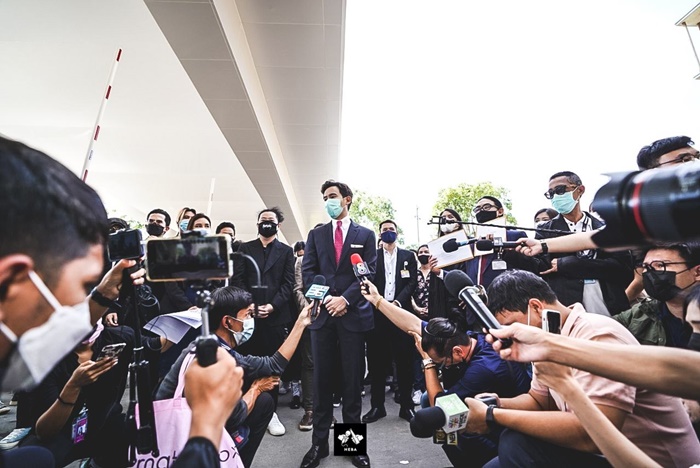 ปลดล็อกเปิดบริการ