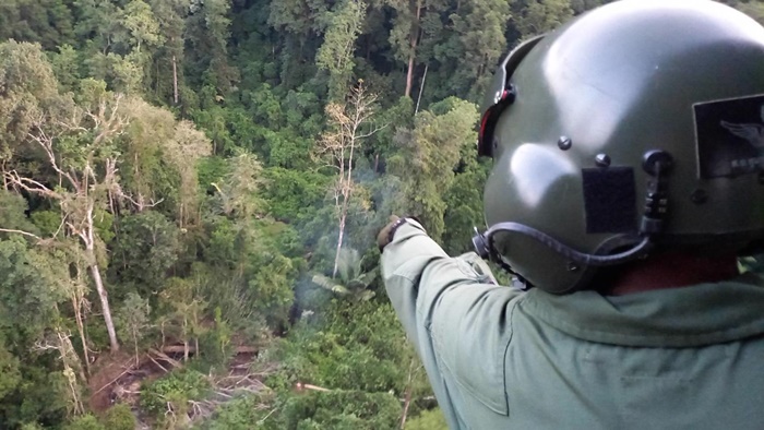 จนท. แทงกันเอง  