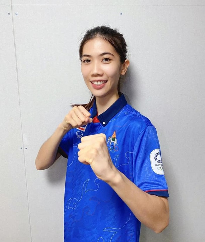 เปิดประวัติ น้องเทนนิส