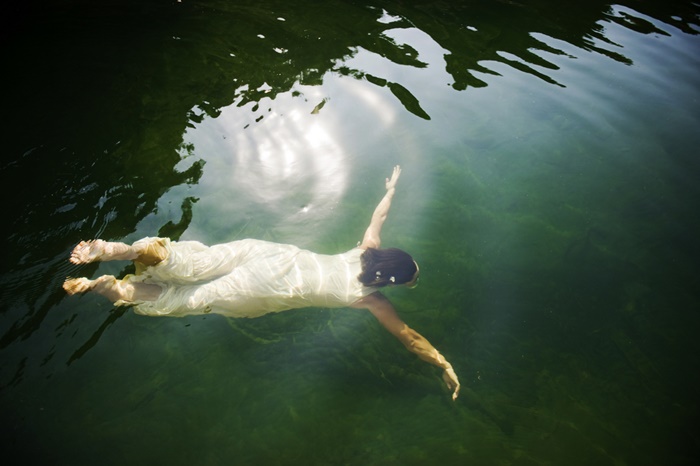 จระเข้กินคน