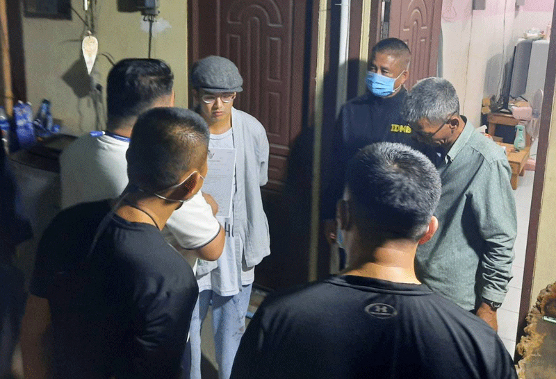 แอมมี่ The Bottom Blues 