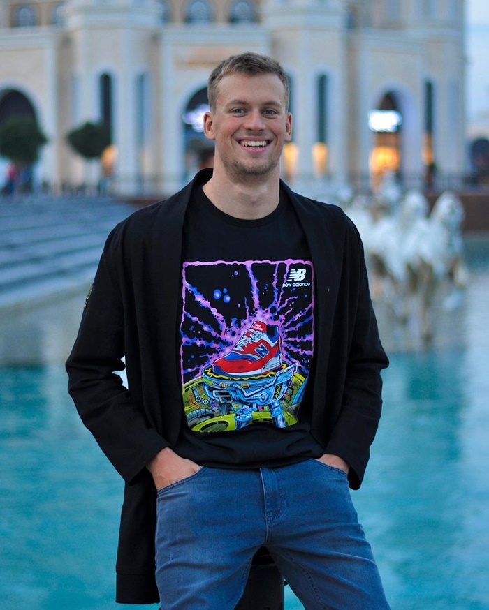 นักว่ายน้ำ