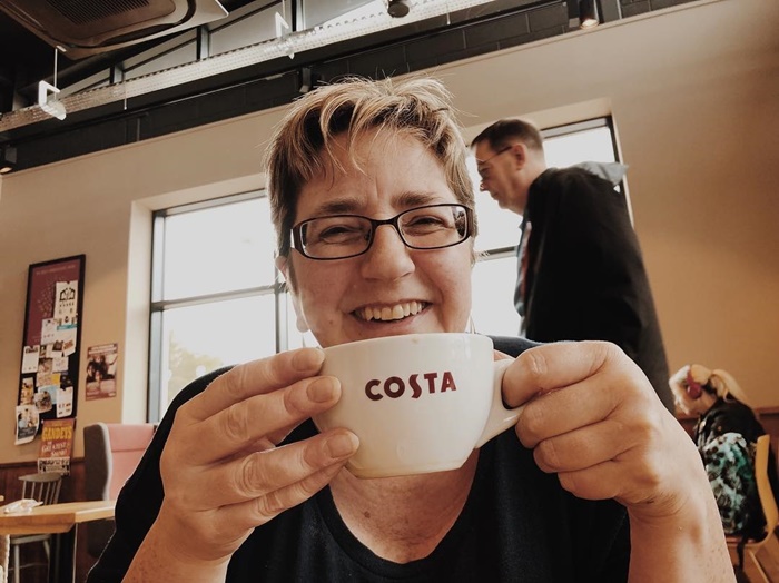 ผัวที่รักแท้จริงคือจอมลวงโลก 