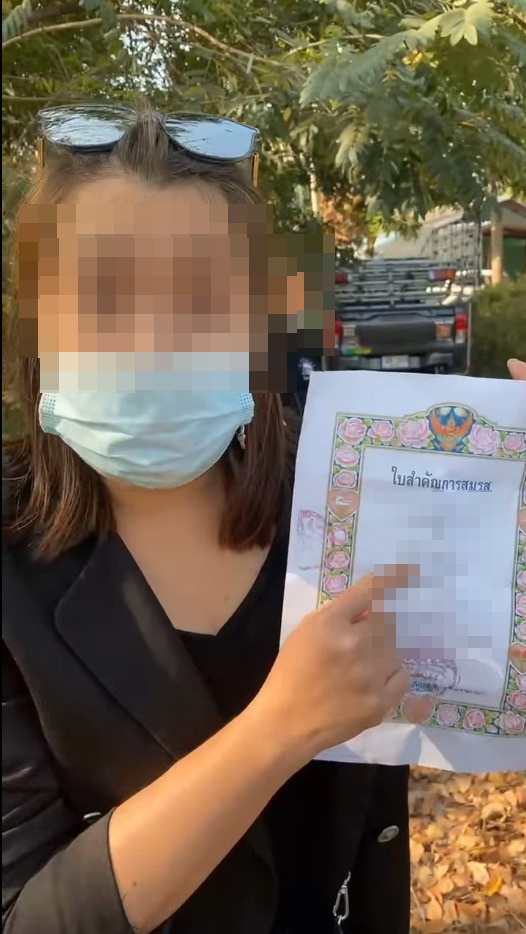 เมียหลวงแต่งดำ 