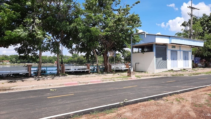 ถนนเบี้ยว