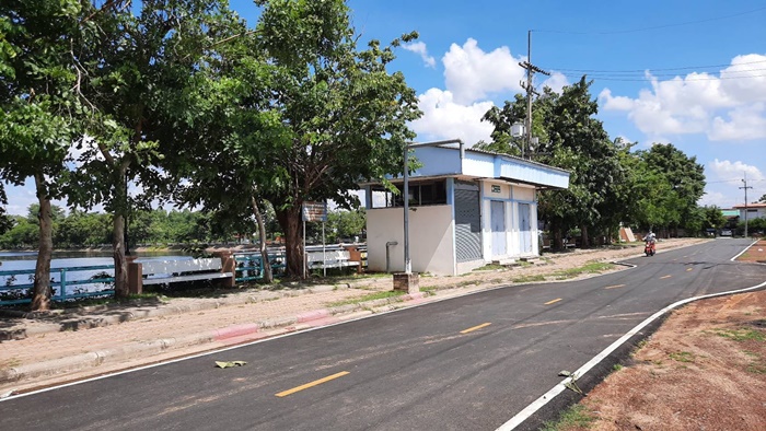 ถนนเบี้ยว